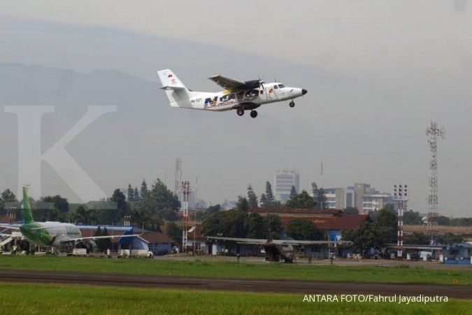 Pesawat N219 terbang perdana di langit Bandung