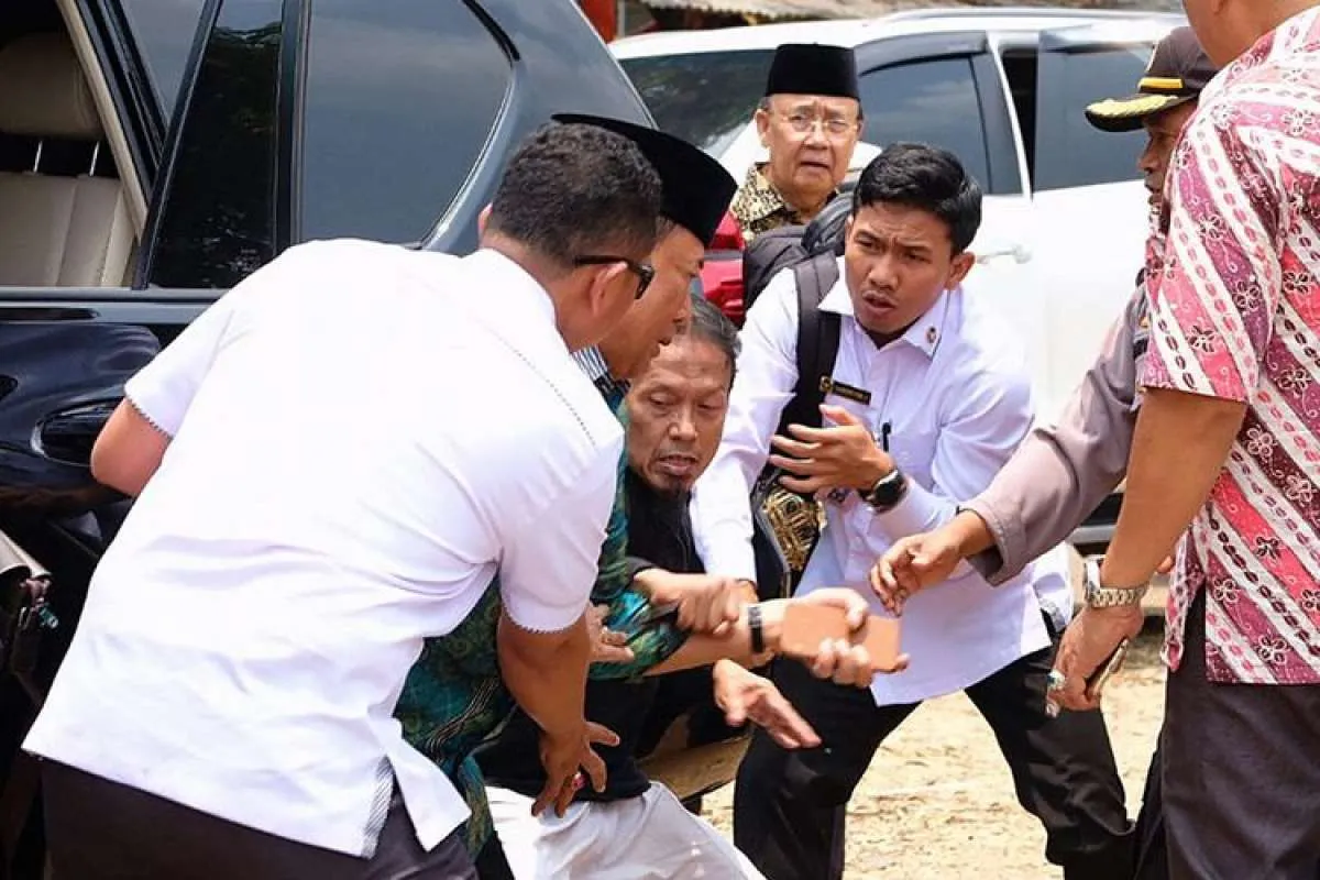 Fakta Abu Rara penusuk Wiranto, lulus fakultas hukum dan rumahnya digusur 