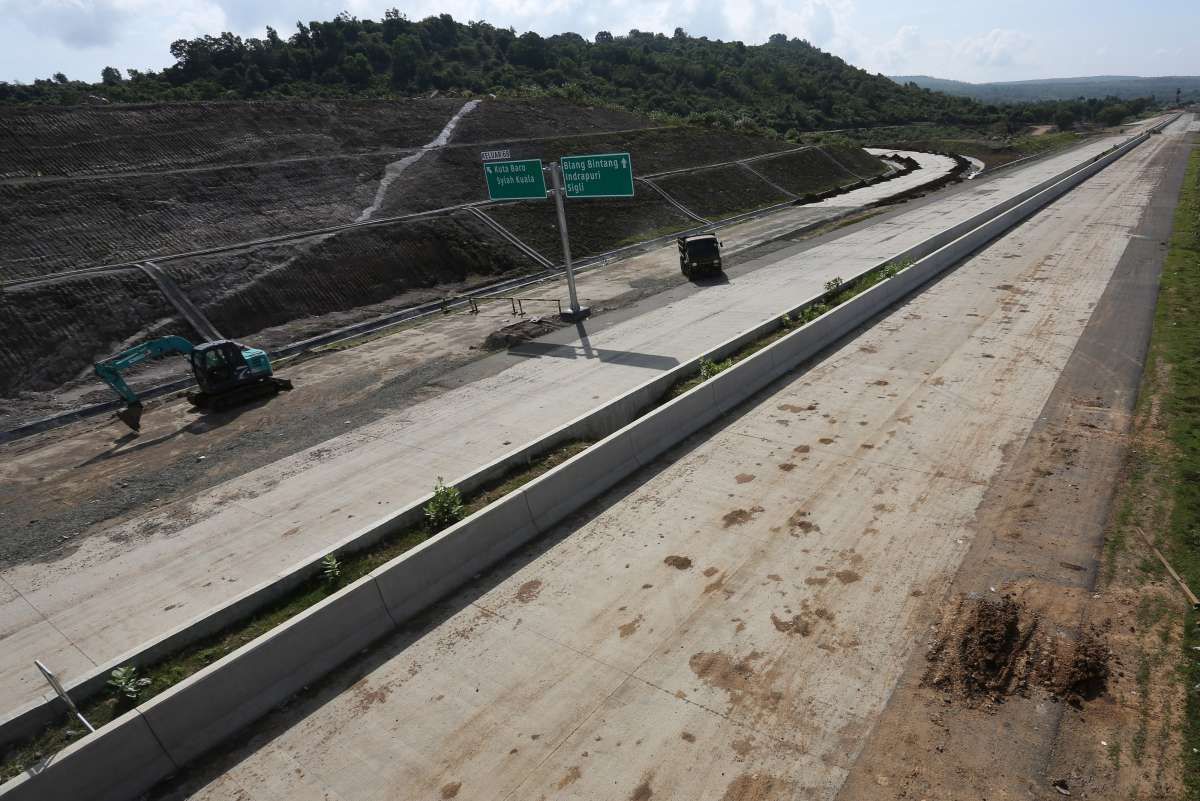 Kebut Infrastruktur Agar Ekonomi Tak Kendur