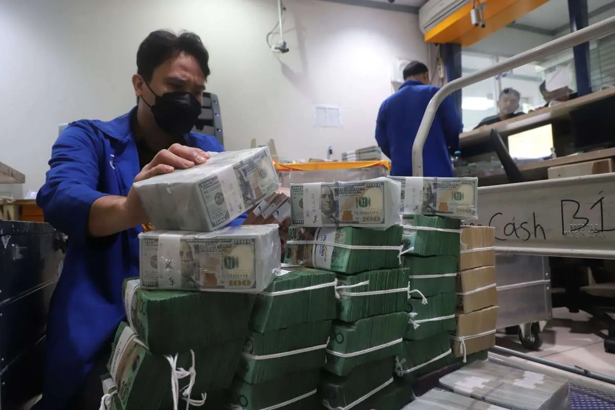 Bank Mandiri Optimistis Likuiditas Valas Tetap Terjaga di Tengah Pelemahan Rupiah