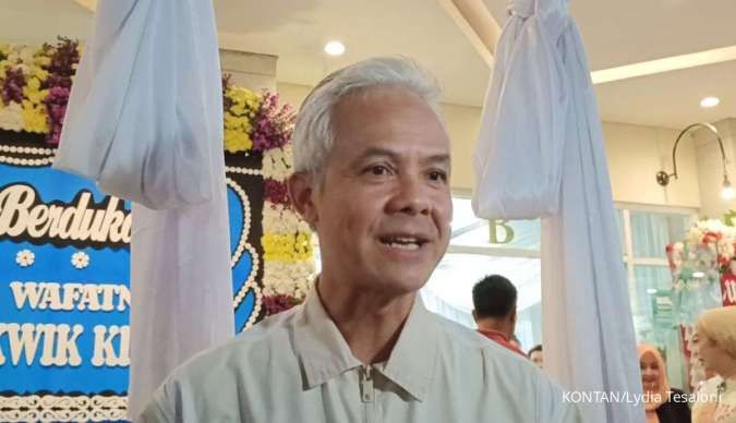 Ganjar Pranowo di rumah duka Kwik Kian Gie.