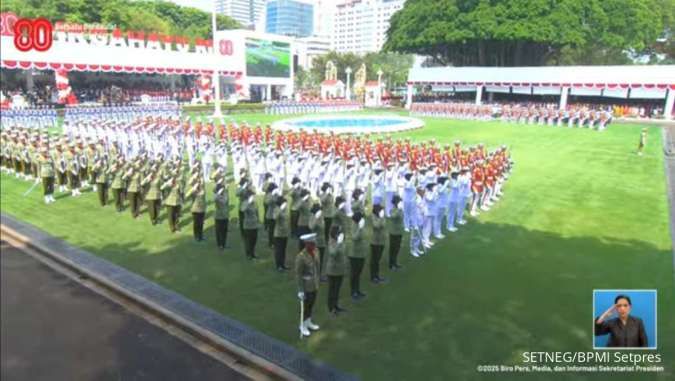 Kirab Bendera Pusaka Warnai Pembukaan Peringatan HUT ke-80 RI