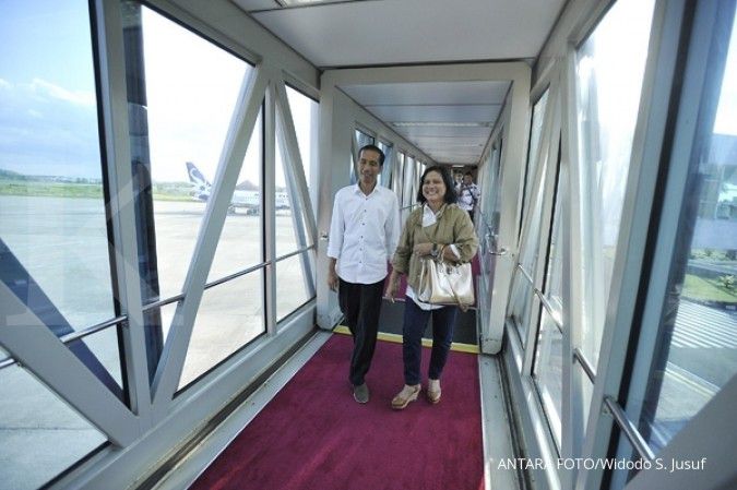 Soal izin penerbangan, Jokowi: Benahi total!