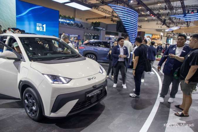 Ilustrasi penawaran mobil listrik baru ajang GIIAS 2025