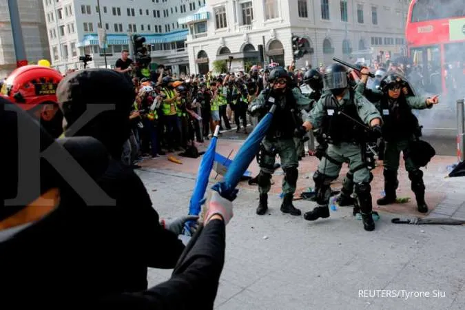 Hong Kong braces for 'emergency' protest call for autonomy