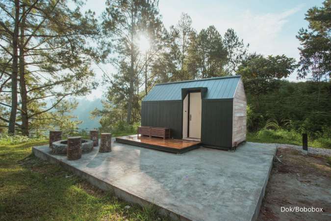 Salah satu destinasi populer Bobocabin Kaldera Toba, Sumatra Utara.