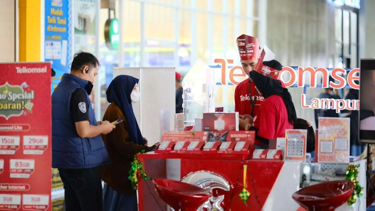 Garuda Indonesia Gandeng Telkomsel, Hadirkan Paket Roaming di Rute Internasional