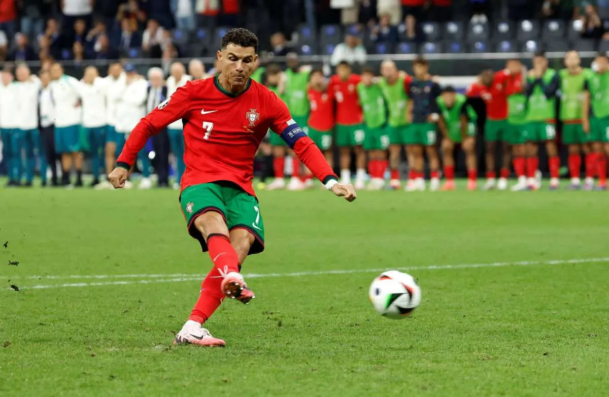 Cristiano Ronaldo Raih Satu Miliar Pengikut di Media Sosial