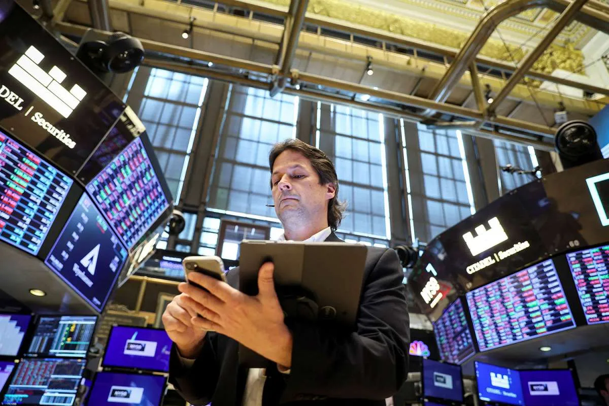 Wall Street Menguat Setelah Aksi Jual di Awal Pekan 