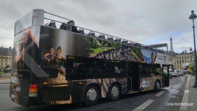Wow, ada 16 bus Wonderful Indonesia keliling Paris