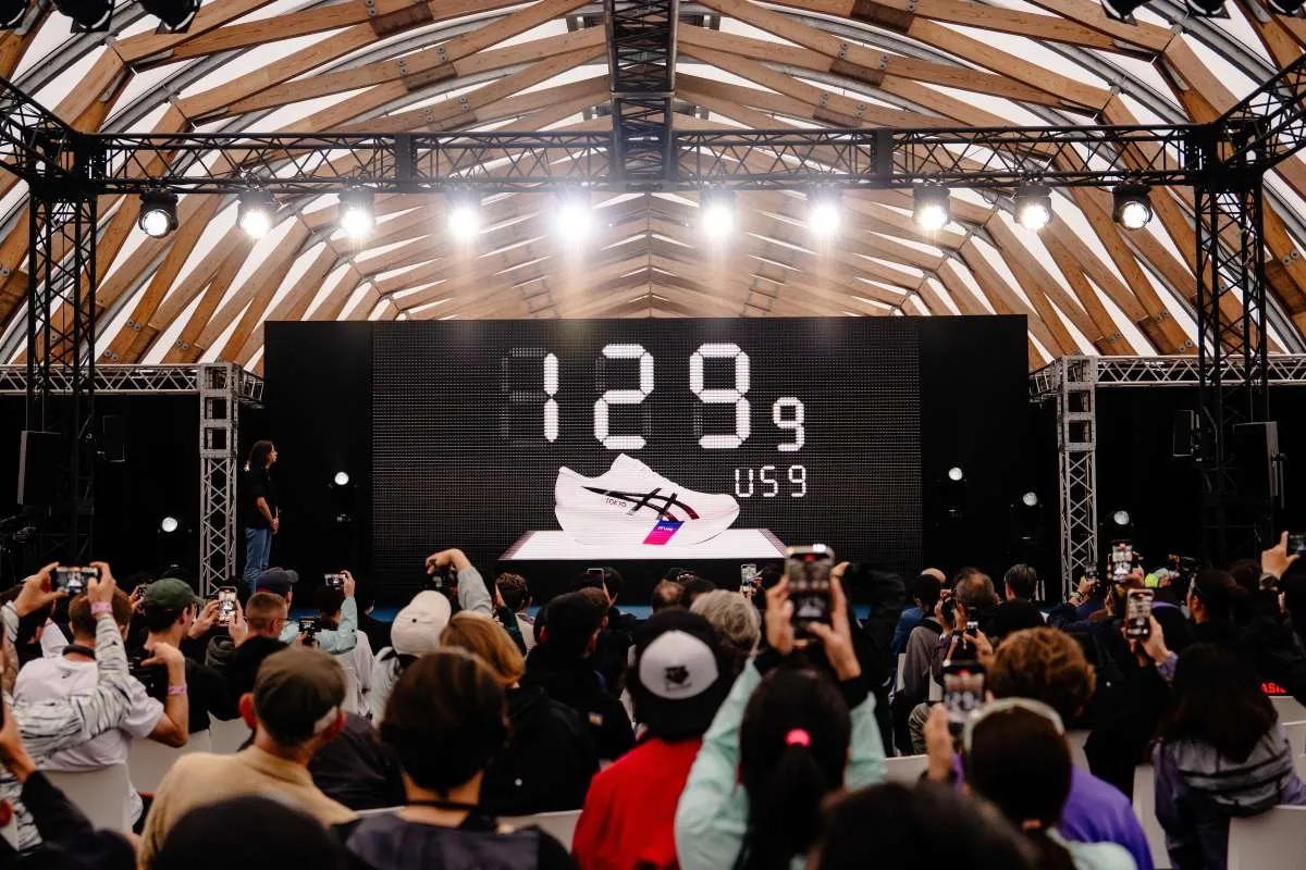 ASICS Perkenalkan Metaspeed 4 Tokyo Series di Tokyo Speed Race 2025
