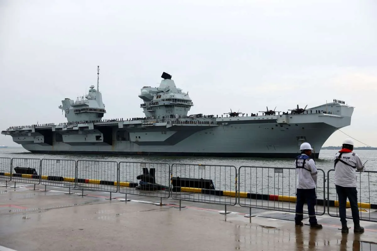 Kapal Induk Inggris Sandar di Marina Bay Cruise Centre, Misi 8 Bulan di Indo-Pasifik