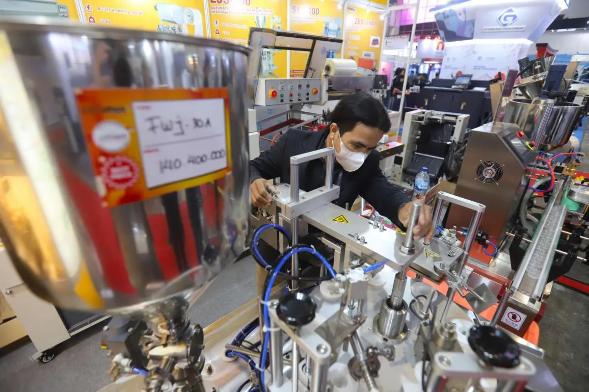 Impor Merajalela, Industri Petrokimia Lokal Harus Diproteksi