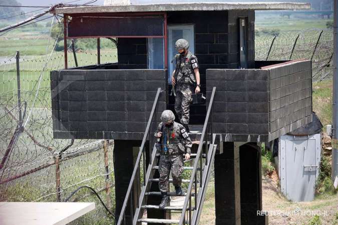 Apakah wajib militer di Korea di gaji?