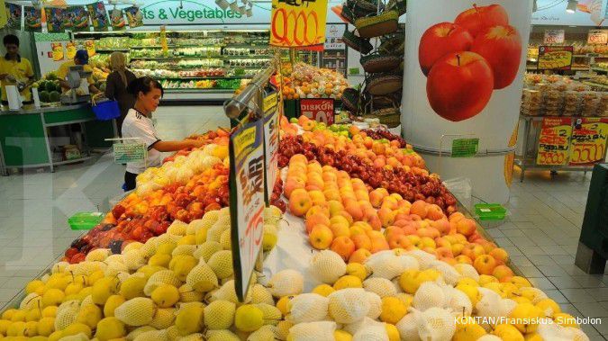 Harga buah lokal dan impor makin asam