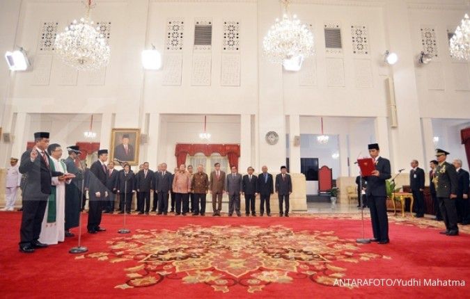 Dua tahun, kabinet Jokowi belum satu nafas