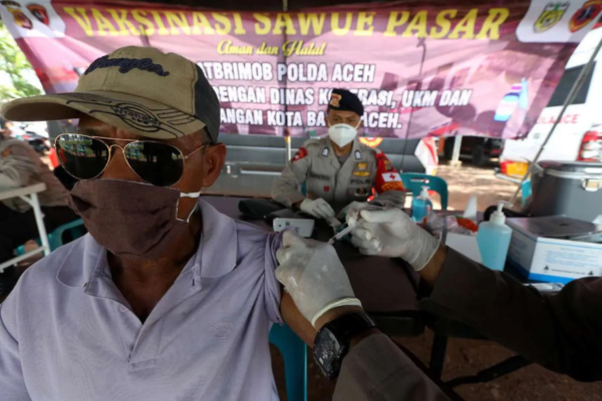 Vaksinasi Covid-19 dosis pertama capai 45,03% dan dosis kedua 25,29% per 3 Oktober