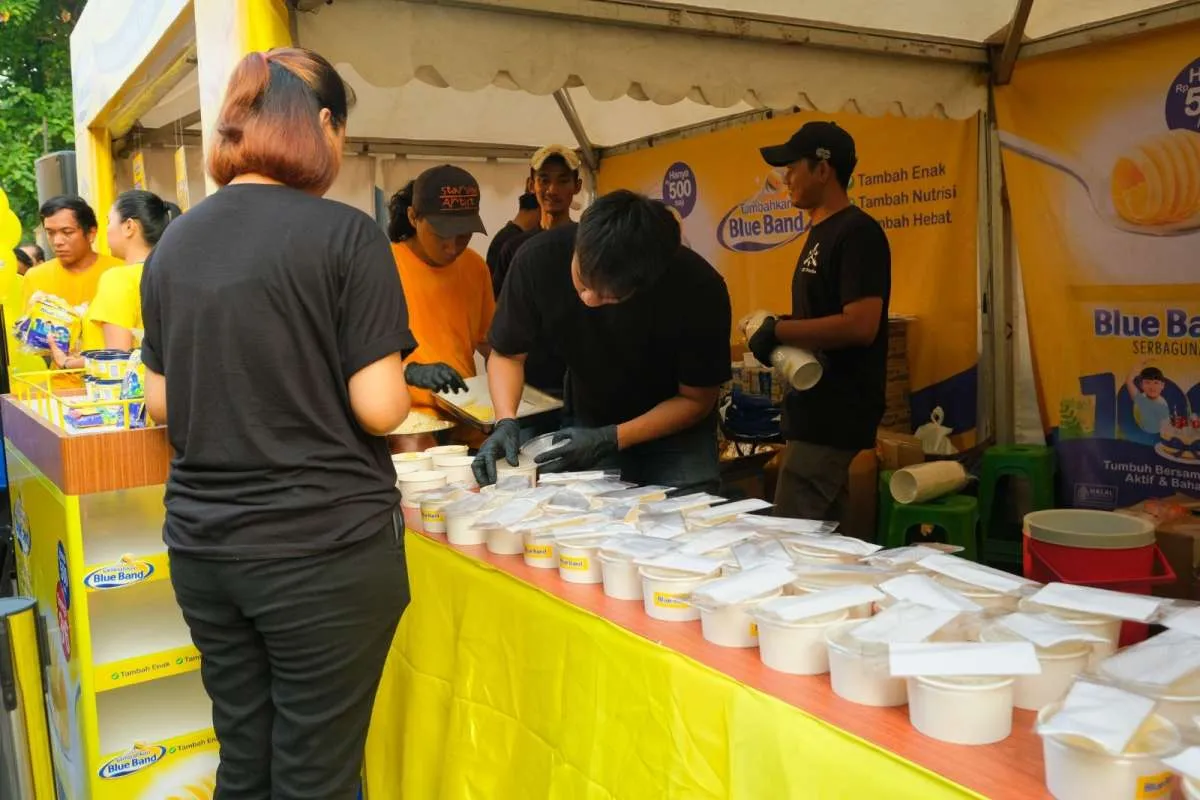 Tumbuhkan Kebiasaan Sarapan, BlueBand Bagikan 10.000 Porsi Sarapan Gratis