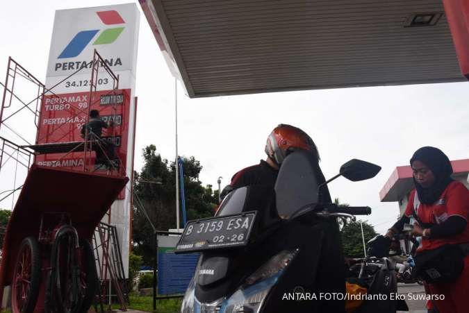 Update daftar harga BBM terbaru per 1 Mei 2023 untuk harga Pertalite 2023, harga Pertamax per 1 Mei 2023, harga BBM Pertamina Dex, dan harga Dexlite.