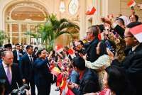 Lanjutkan Lawatan di Brussel, Prabowo DIsambut Diaspora di Hotel