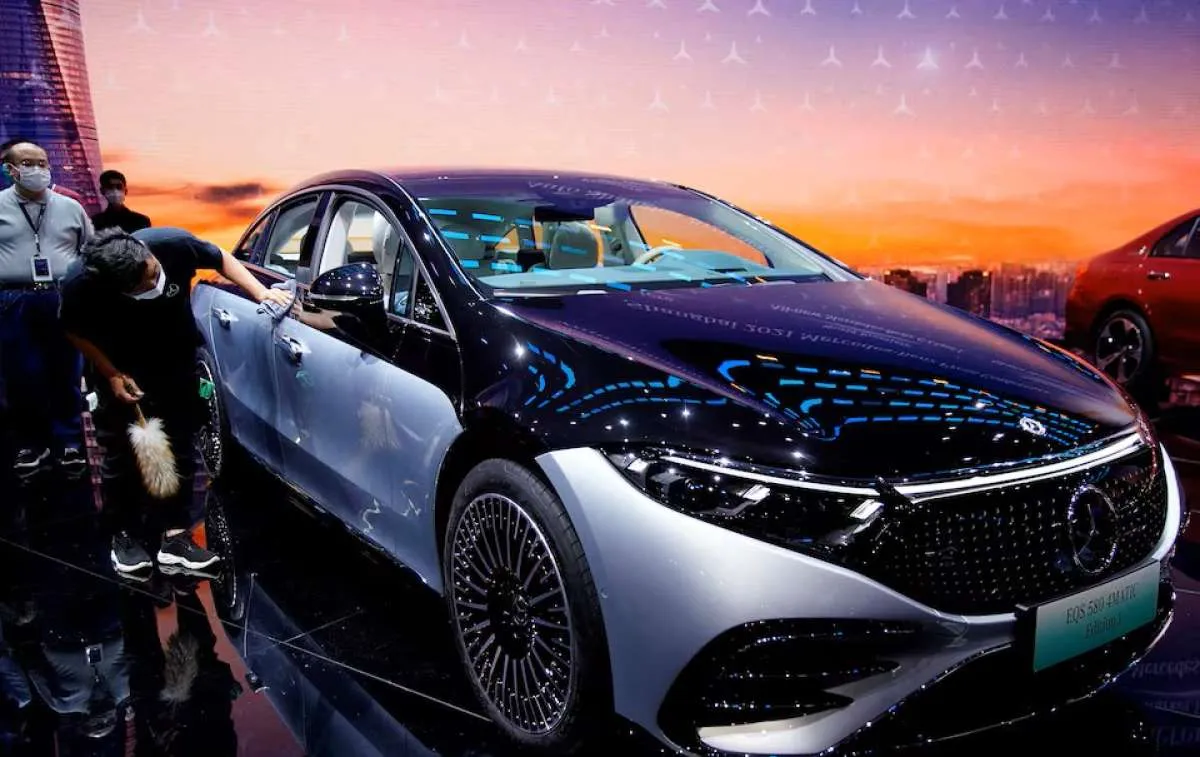 Mercedes-Benz Catat Kenaikan Pembelian Mobil Listrik Mewah di India