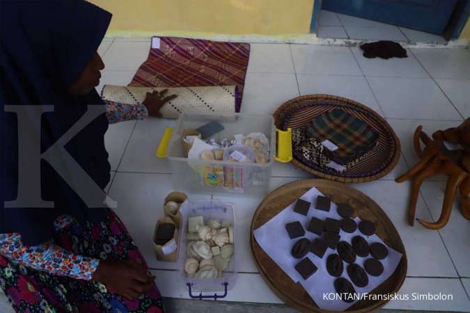 Pariwisata di Morotai kini menjadi harapan bagi para perajin pernak pernik 