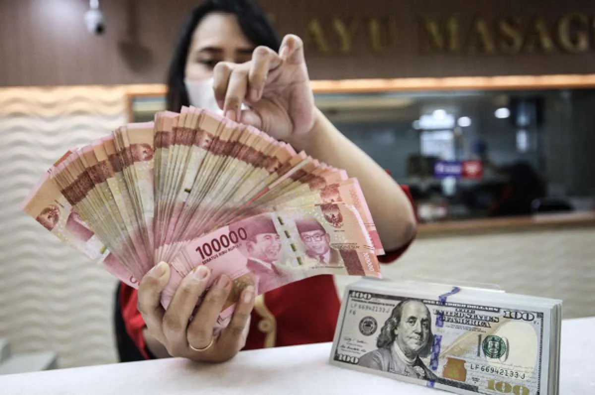 Kompak, Rupiah Jisdor Menguat 0,17% ke Rp 14.904Per Dolar AS Pada Jumat (5/8)