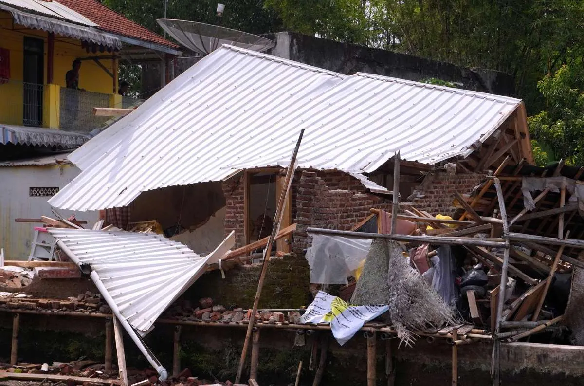 Bantuan Rp 60 Juta akan Diberikan Untuk Rumah Rusak Berat Akibat Gempa Sumedang