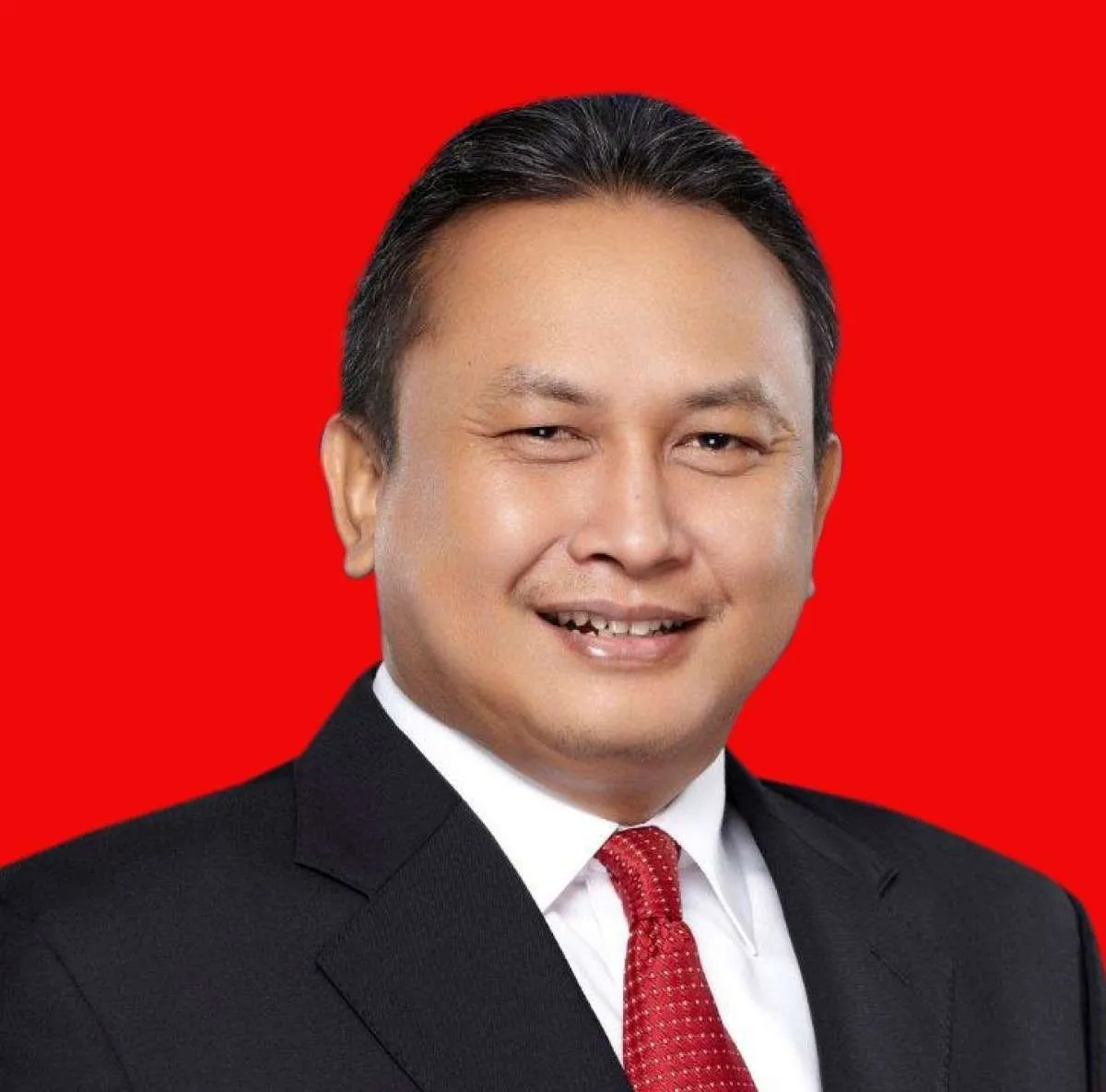 Hoesen Komisaris Utama Baru Mandiri Sekuritas