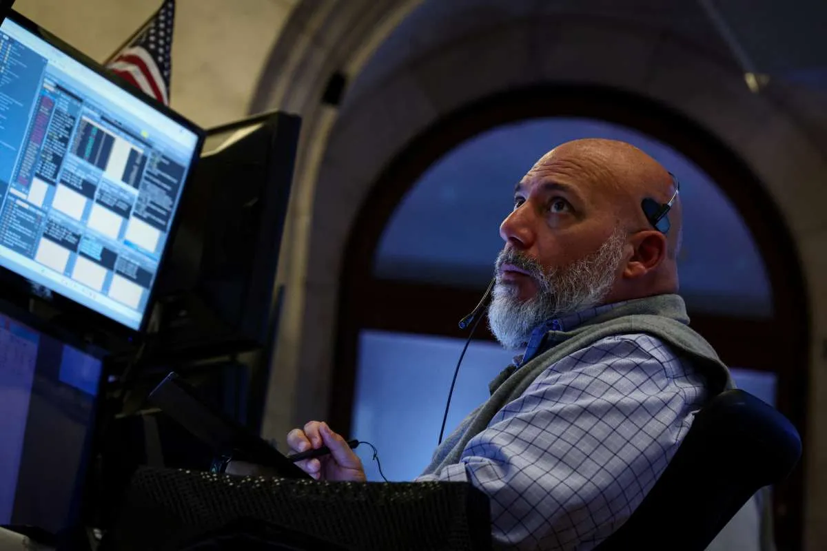 Wall Street Merosot pada Senin (4/10) di Pekan Pemilu AS dan Rapat Suku Bunga The Fed