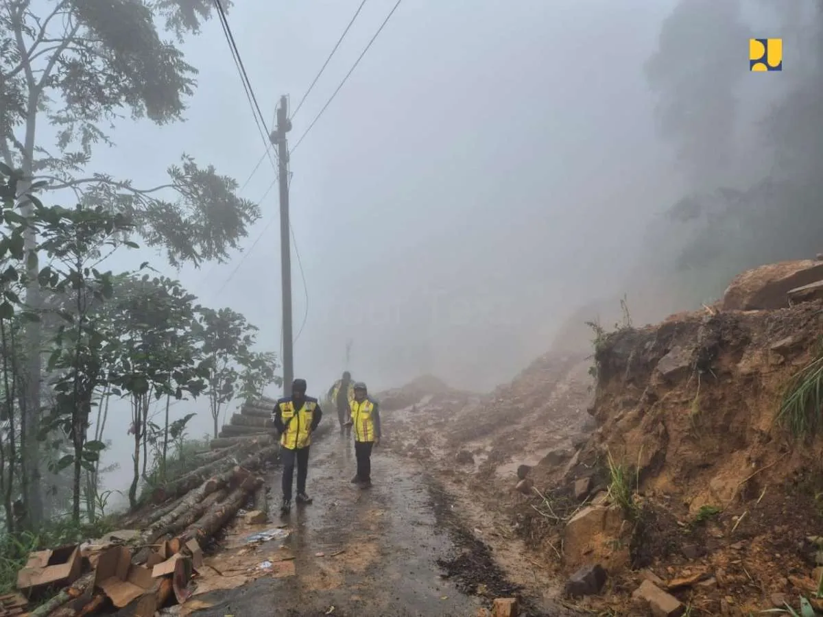 Banjir dan Longsor di Pekalongan, Kementerian PU Buka Akses dan Pasang Jembatan