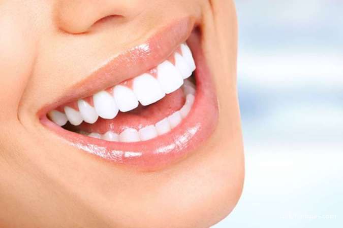 Cara Alami Memutihkan Gigi yang Bisa Dilakukan di rumah 