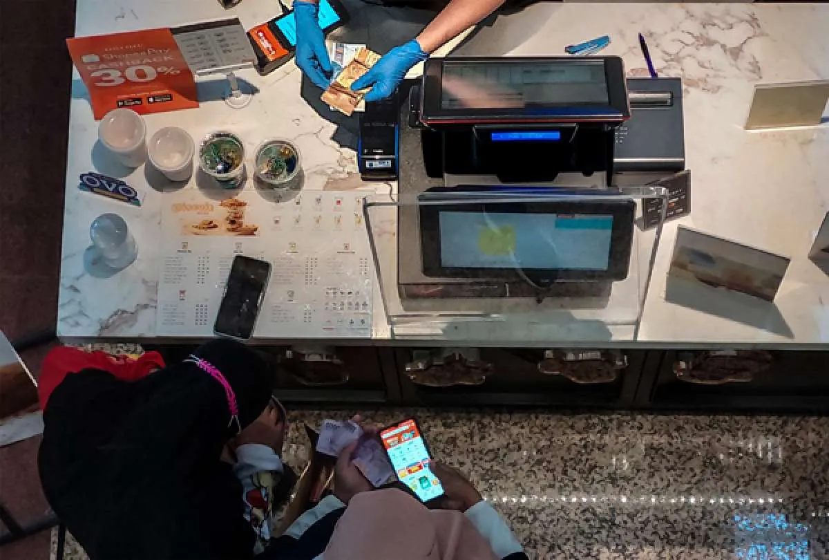 Harga Sarung Tangan Medis Melonjak Akibat Perang Iran, Ancaman Kelangkaan Meningkat