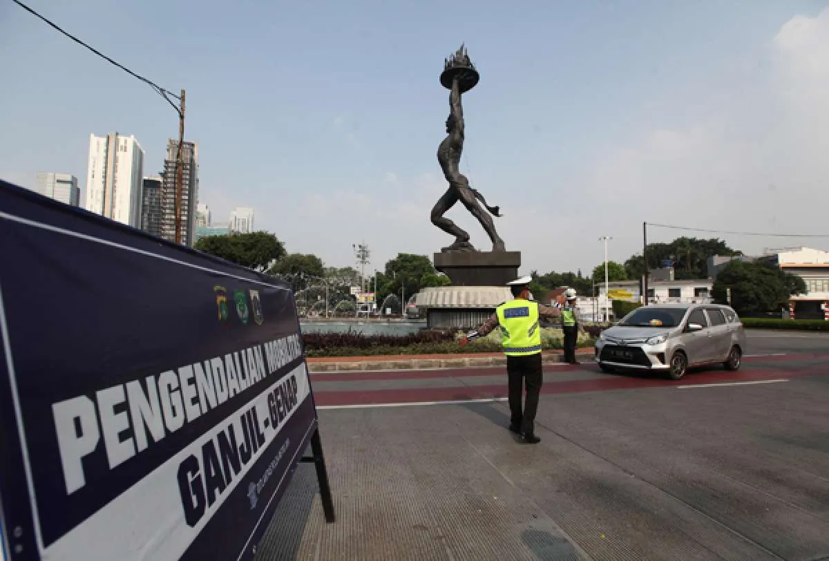 Ganjil Genap Jakarta Hari Ini (1/8), Mobil Pelat Genap Perlu Cermat!