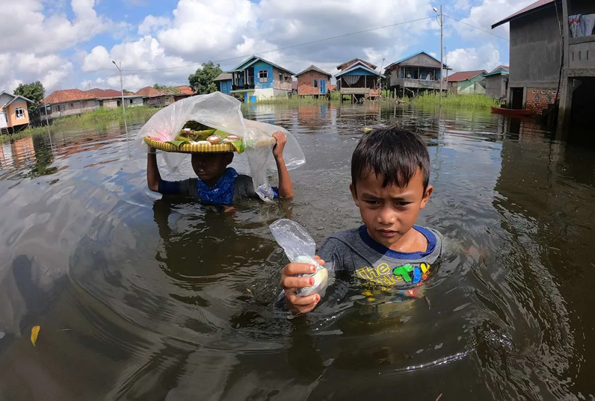 Peringatan Dini Cuaca Besok (12/5) Hujan Deras, Provinsi Ini Waspada Bencana