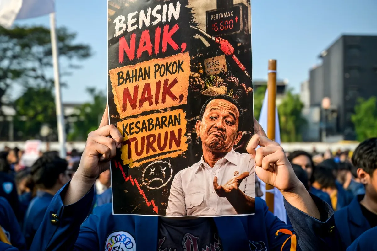 Saham BMRI, BBRI, BBNI, BBCA Kompak Turun, Ada Isu Rekening Donasi Demo Diblokir