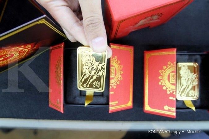Harga emas Antam turun tipis ke Rp 636.000