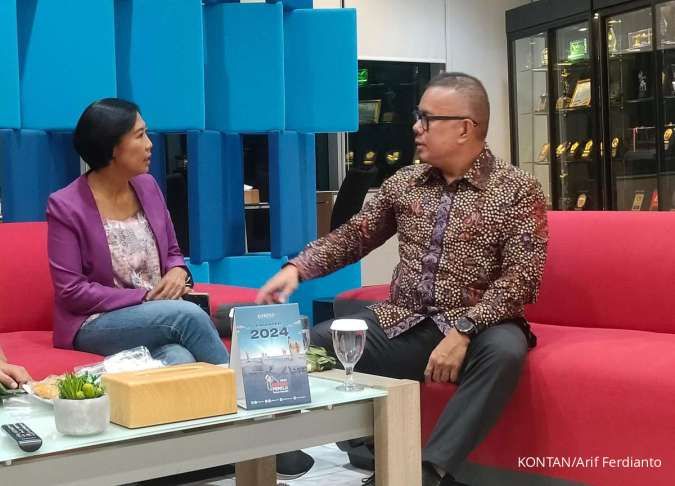 Stafsus Mendag Bidang Perjanjian Perdagangan Internasional, Bara Hasibuan (kanan).