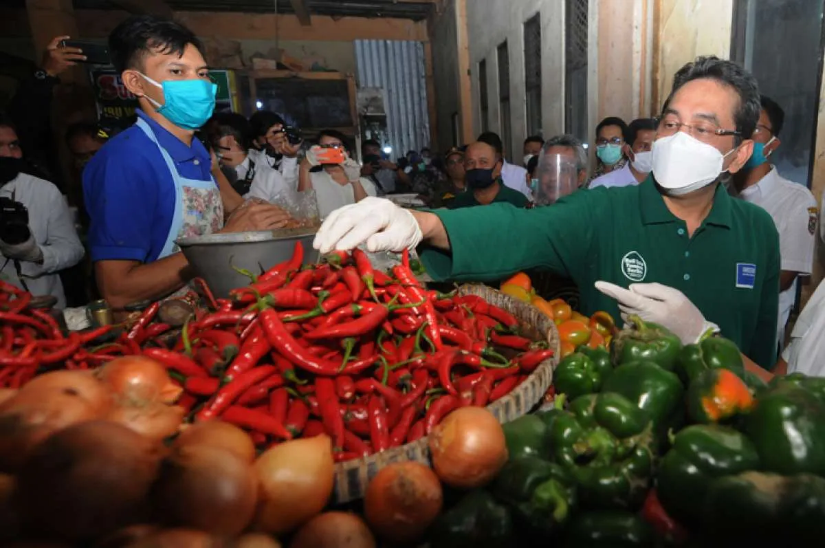 Jaga pasokan bahan pokok, Mendag: Pasar rakyat tetap buka dengan protokol kesehatan