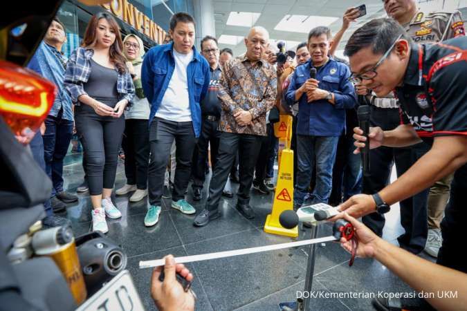 Kontan - Kementerian Koperasi dan UKM Advertorial Online