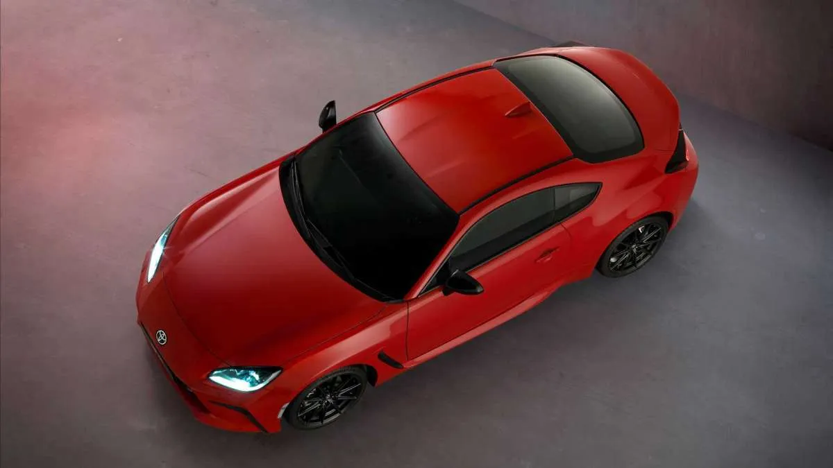 Ini dia mobil Toyota GR 86 yang resmi mengaspal, jadi kembaran Subaru BRZ