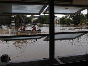 Banjir Australia mendongkrak BORN