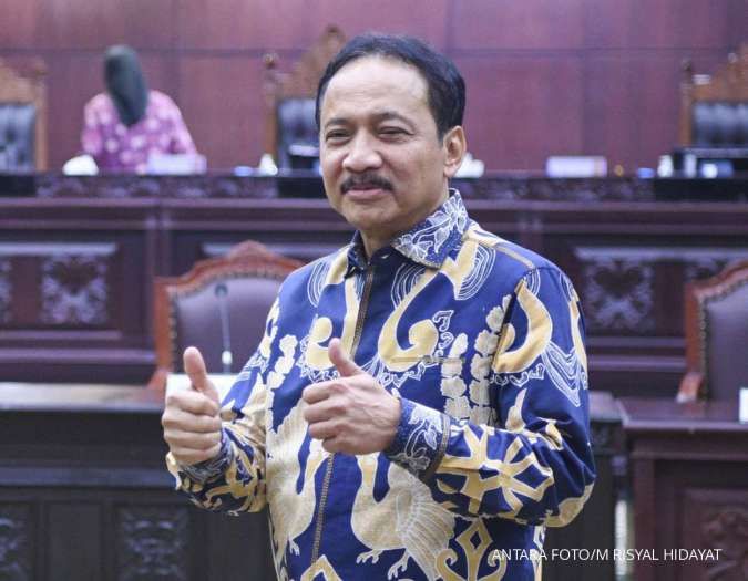 Besok (13/11) Suhartoyo Akan Dilantik Jadi Ketua MK, Pengganti Paman Gibran