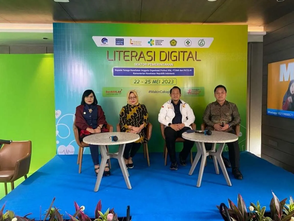 Pemahaman Digitalisasi sebagai Penunjang Kerja Tenaga Kesehatan