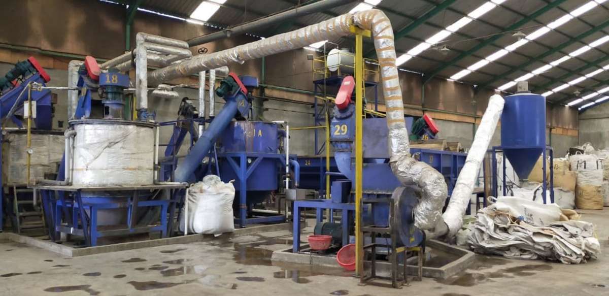 Ekspansi Manufaktur Tertekan Lonjakan Covid-19