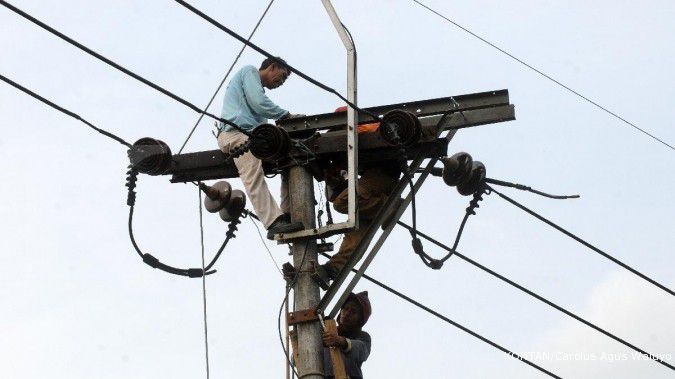 Tunda penyesuaian tarif listrik dibicarakan di DPR