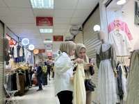 Purbaya Cek Pasar Tanah Abang, Klaim Daya Beli Masyarakat Masih Terjaga