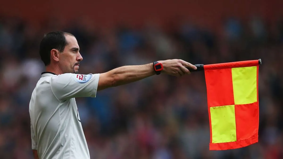 Apa itu Offside dalam Sepak Bola? Pengertian hingga Penjelasan Aturan di Lapangan