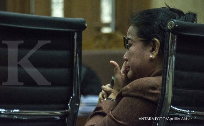 Witness denies own statements in e-ID graft case