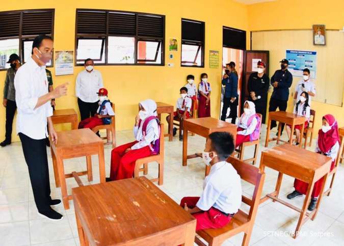 Jokowi Tinjau Vaksinasi Anak di Grobogan